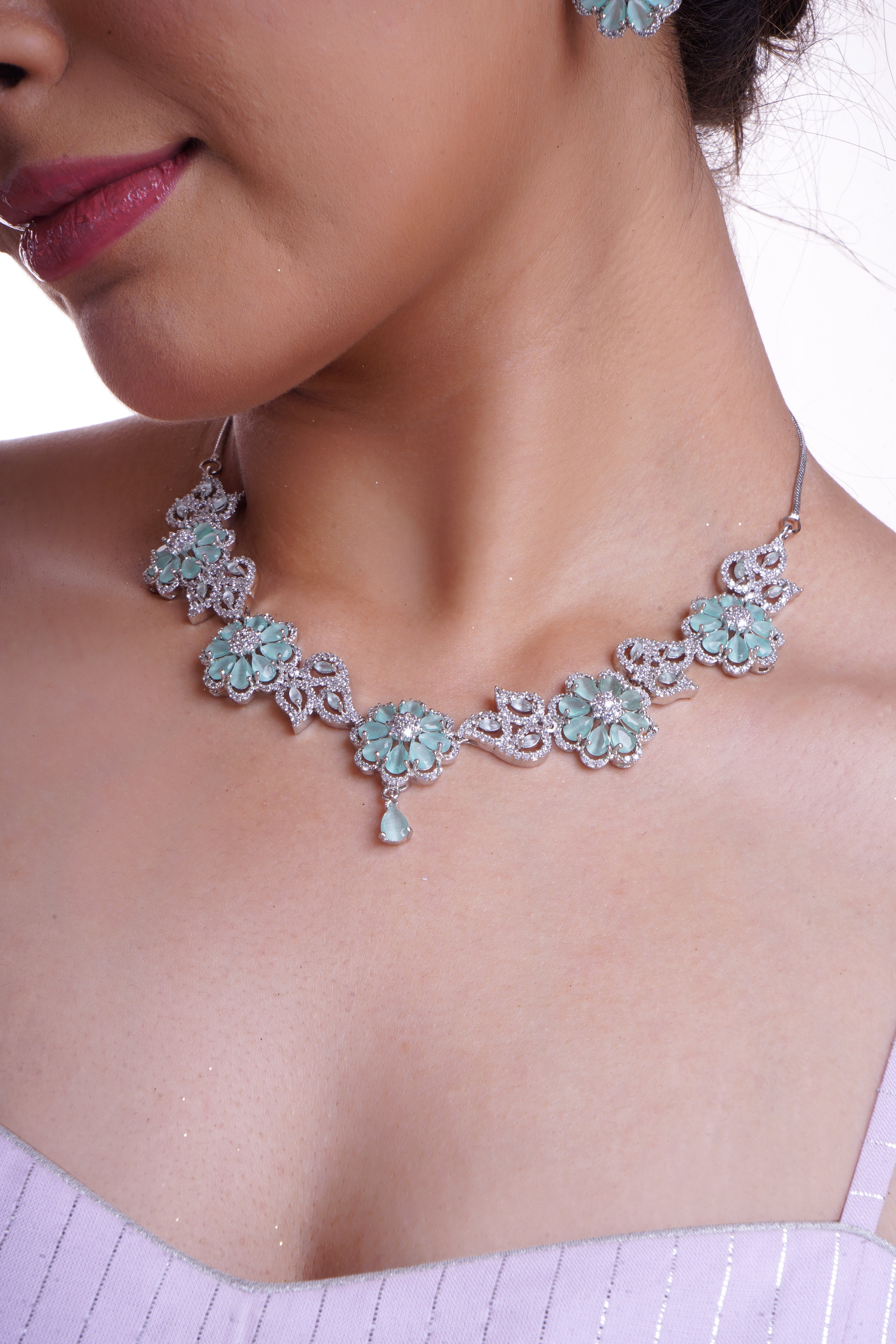 Classy ELVI Mint Green statement Jewellery