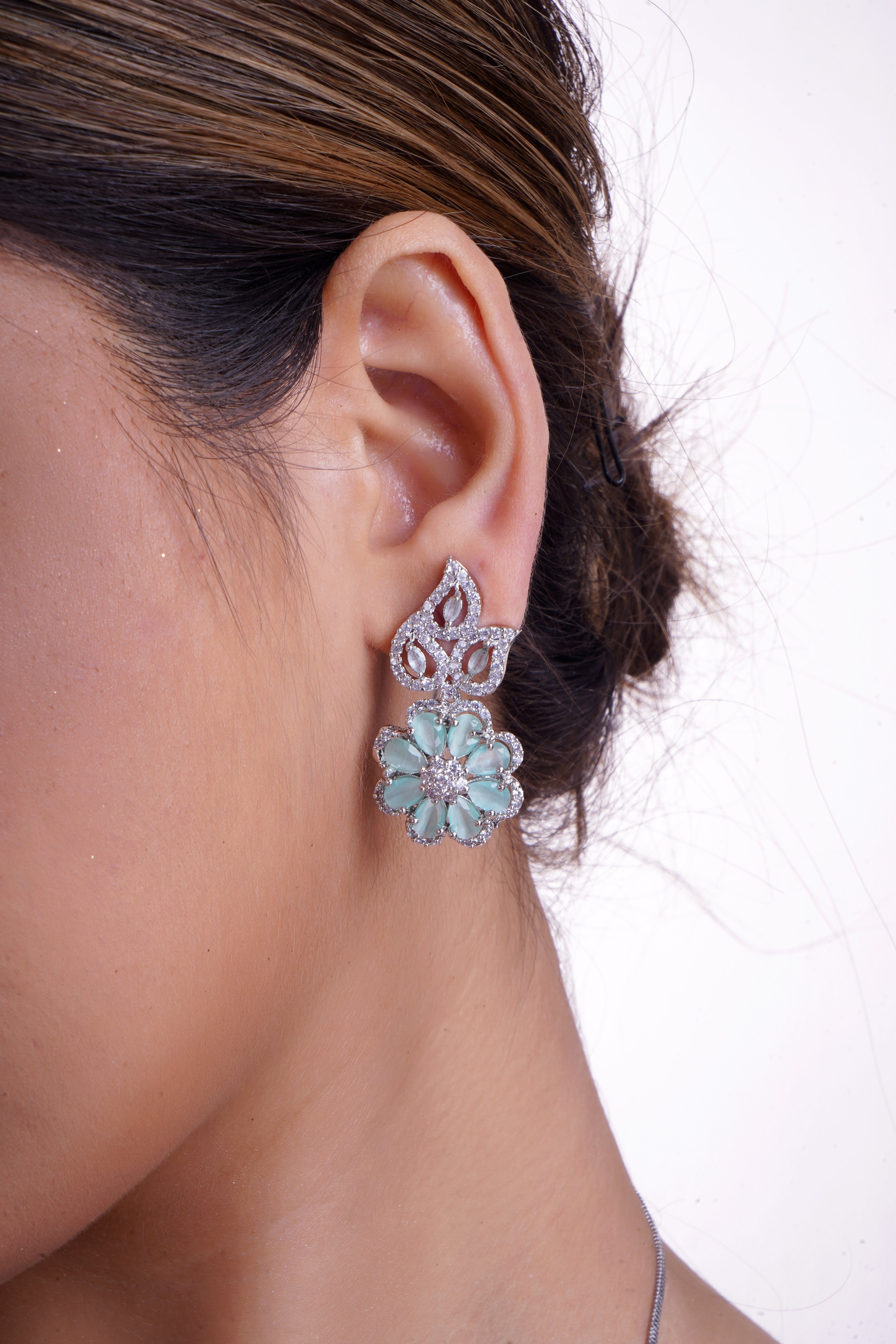 Classy ELVI Mint Green statement Jewellery