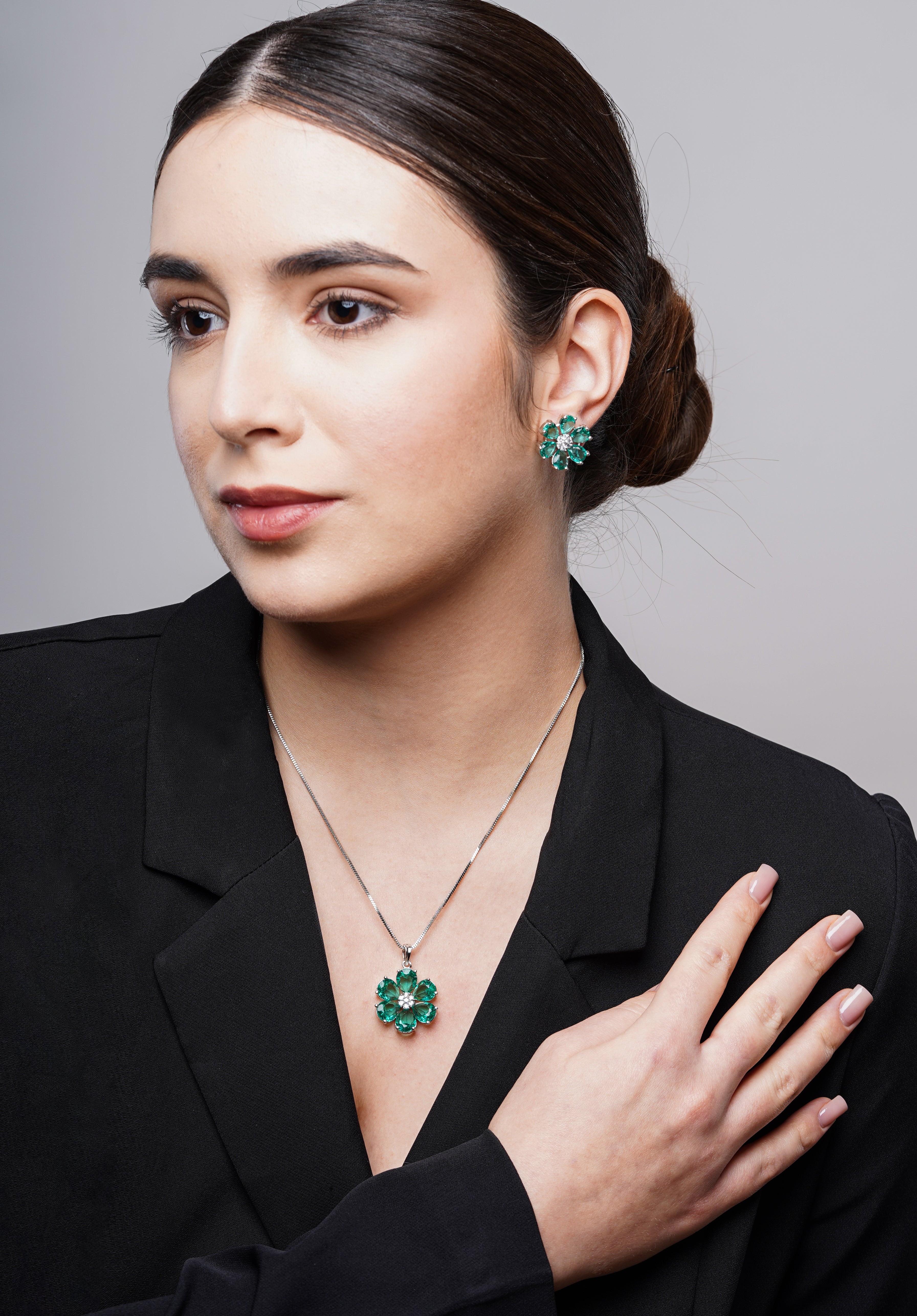 Floral Royalty Emerald Glass Stone Pendant Set